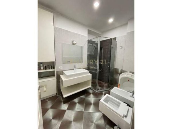 Durres, shitet apartament 2+1+BLK Kati 6, 122 m² 135.000 Euro