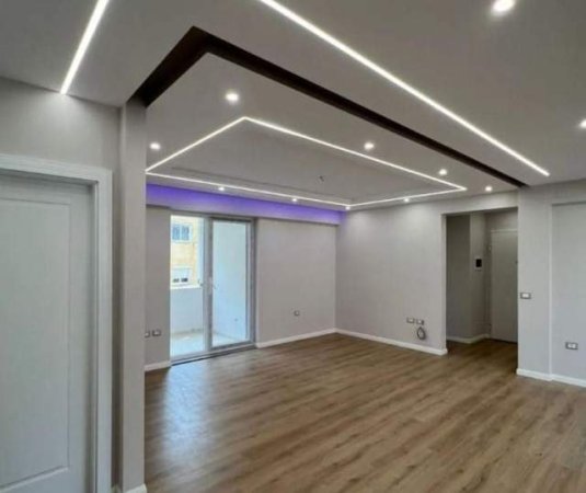 Tirane, shes apartament 2+1 117 m² 220.000 Euro (Petro Nini, Tirane e Re)