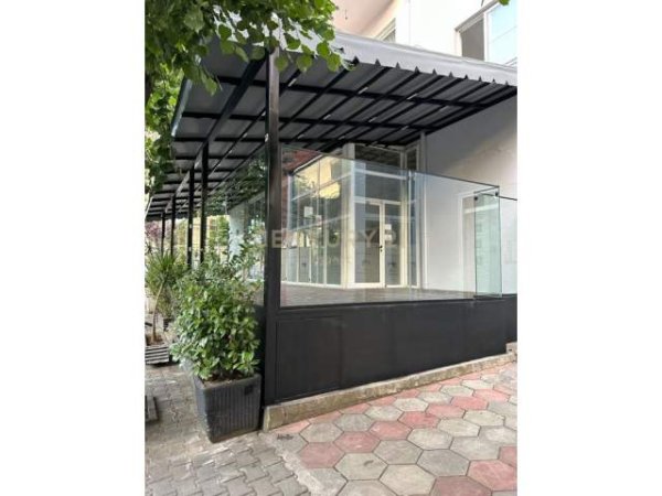 JAPIM BAR KAFE ME QERA! 1,000 € /Muaj