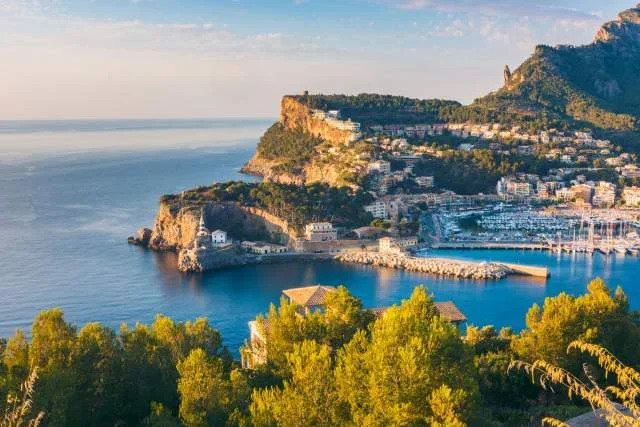 Tirane, ofroj Pakete ne bregdet Spanje Palma de Mallorca 790 Euro