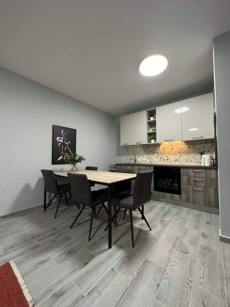 Tirane, jap me qera apartament 1+1 Kati 3, 69 m² 600 Euro (Rezidenca Kodra e Diellit)