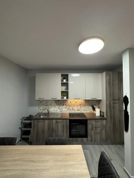 Tirane, jap me qera apartament 1+1 Kati 3, 69 m² 600 Euro (Rezidenca Kodra e Diellit)