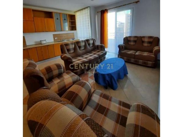 Tirane, jepet me qera apartament 1+1+BLK Kati 4, 70 m² 330 Euro (Yzberish)