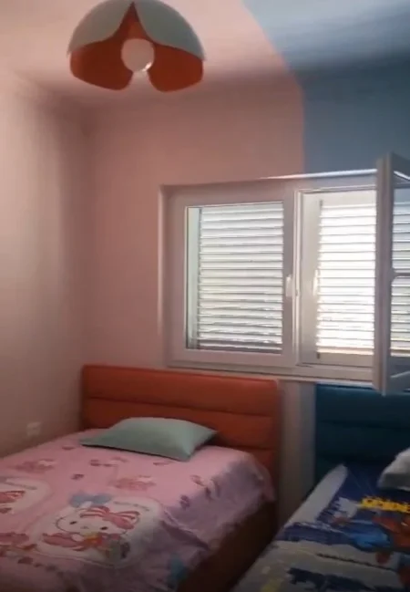 Tirane, jepet me qera apartament 2+1 Kati 3, 120 m² 550 € (Rruga e Elbasanit)