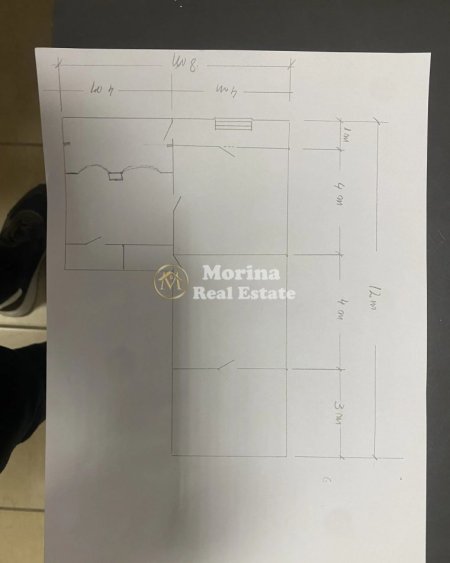 Tirane, jepet me qera ambjent biznesi Kati 1, 83 m² 600 € (Kompleksi Delijorgji)