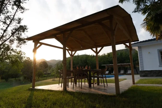 Tirane, jepet me qera Vile 1 Katshe Kati 0, 5.000 m² 1.000 € (Baldushk)