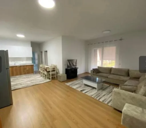 Tirane, jepet me qera apartament 3+1 Kati 2, 100 m² 650 € (5 maji)