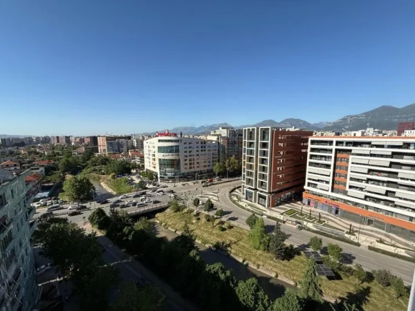 Tirane, shitet apartament duplex Dublex Kati 9, 268 m² 510.000 € (Pallati me Shigjeta)