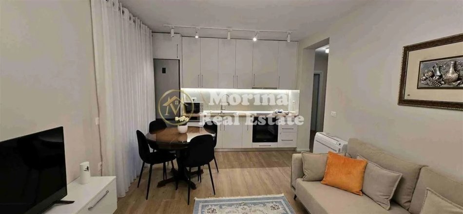 Tirane, jepet me qera apartament 2+1 Kati 3, 75 m² 800 € (Myslym Shyri)