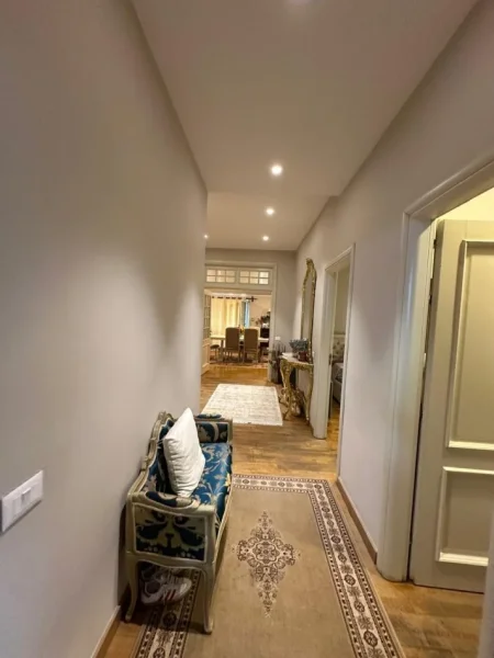 Tirane, shitet apartament 3+1+Aneks+Ballkon Kati 6, 231 m² 500.000 € (Rruga e Liqenit)