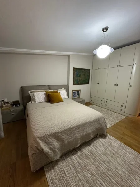 Tirane, shitet apartament 3+1+Aneks+Ballkon Kati 6, 231 m² 500.000 € (Rruga e Liqenit)