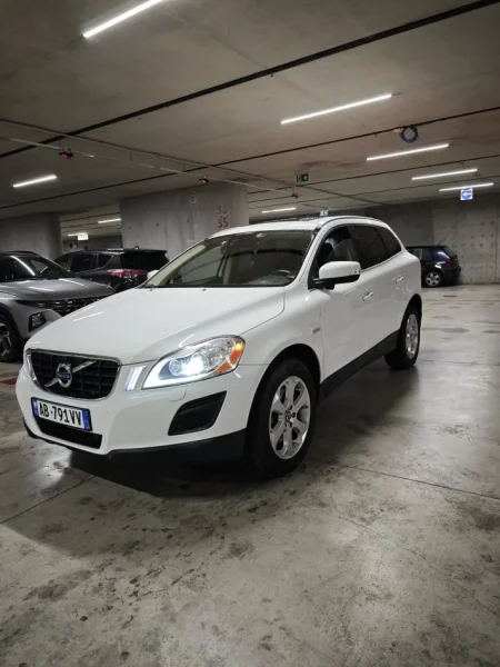 Volvo XC60 2013 Nafte 8900 €