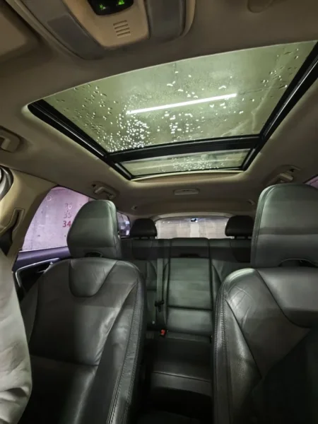 Volvo XC60 2013 Nafte 8900 €