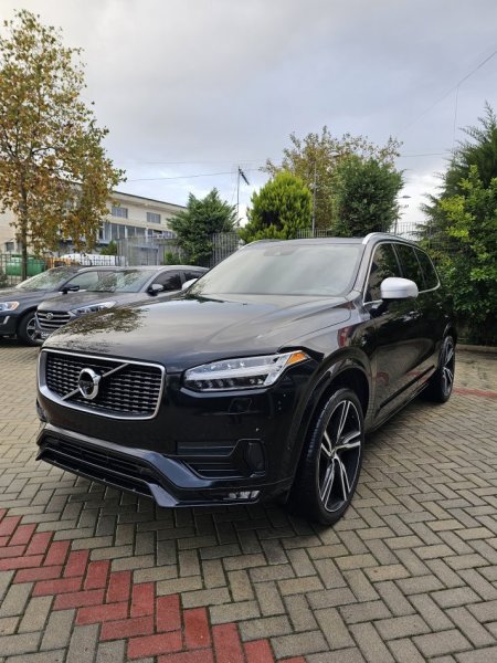 Fier, shes SUV Volvo xc90 Benzin, e zeze automatik Klima 199 km 21.000 €