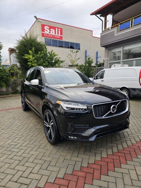 Fier, shes SUV Volvo xc90 Benzin, e zeze automatik Klima 199 km 21.000 €