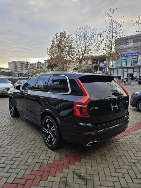 Fier, shes SUV Volvo xc90 Benzin, e zeze automatik Klima 199 km 21.000 €