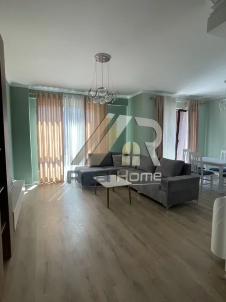 Tirane, jepet me qera apartament 2+1 Kati 4, 98 m² 1.150 € (Myskym Shyri)