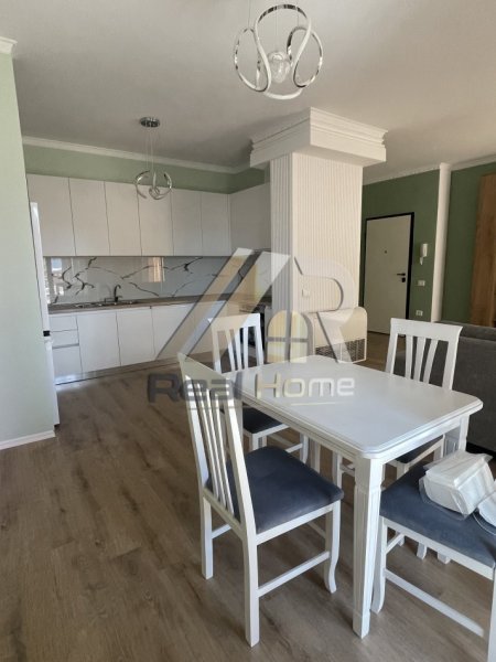 Tirane, jepet me qera apartament 2+1 Kati 4, 98 m² 1.150 € (Myskym Shyri)