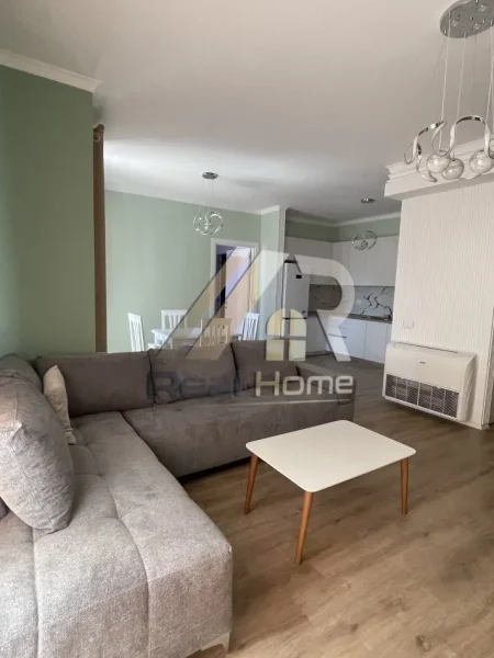 Tirane, jepet me qera apartament 2+1 Kati 4, 98 m² 1.150 € (Myskym Shyri)
