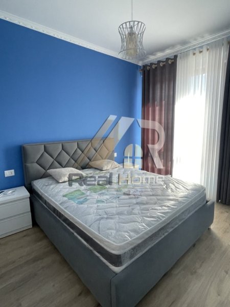 Tirane, jepet me qera apartament 2+1 Kati 4, 98 m² 1.150 € (Myskym Shyri)