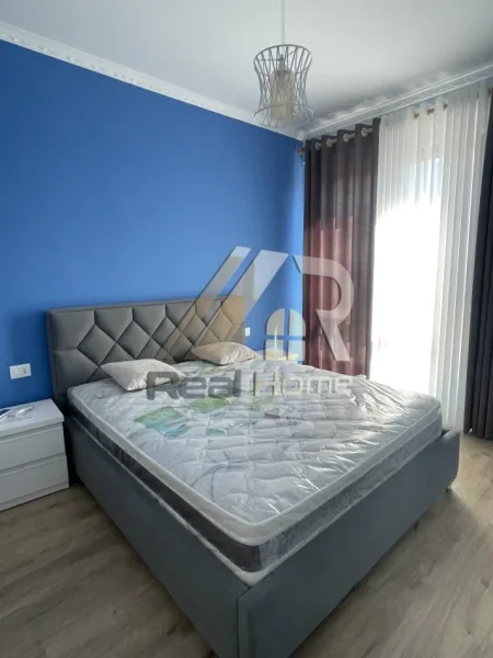 Tirane, jepet me qera apartament 2+1 Kati 4, 98 m² 1.150 € (Myskym Shyri)