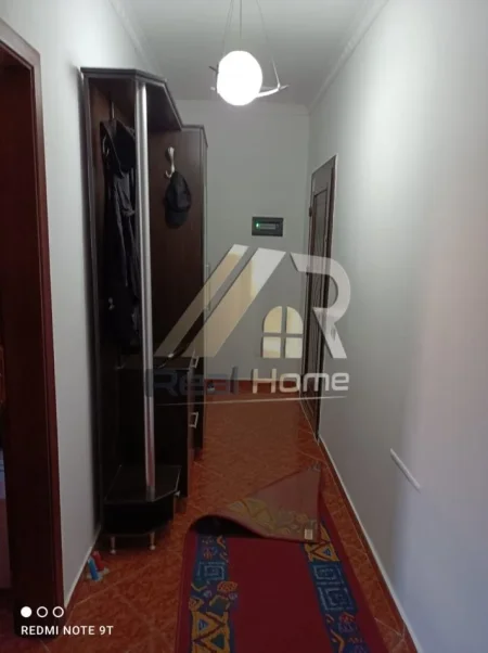 Tirane, jepet me qera apartament 1+1 Kati 5, 90 m² 500 € (Jordan Misja)