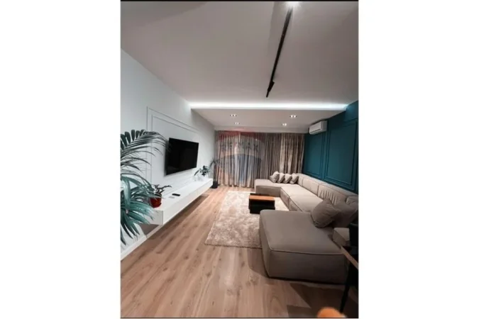 Tirane, shitet apartament 1+1+Ballkon Kati 2, 77 m² 185.000 € (Stacioni Trenit)