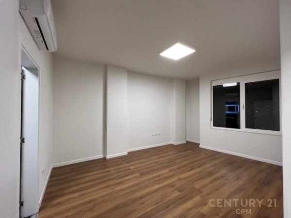 Tirane, jepet me qera apartament Kati 6, 135 m² 1.500 € (Qender)