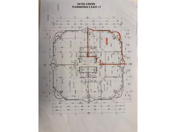 Tirane, jepet me qera ambjent biznesi Kati 7, 100 m² 1.810 € (Sheshi Wilson)