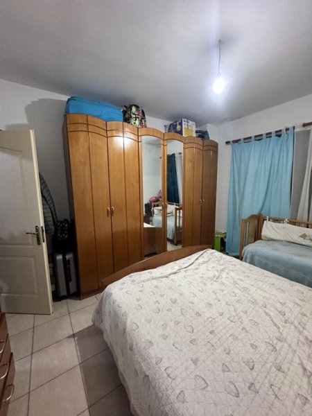 Tirane, shitet apartament 1+1 Kati 8, 69 m² (Rruga Astrit Losha)