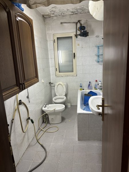 Tirane, shitet 3+1+Aneks+Ballkon Kati 5, 87 m² 165.000 € (Irfan Tomini)