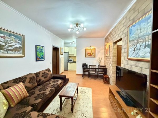 Tirane, jepet me qera apartament Kati 7, 106 m² 650 € (Hipoteka)