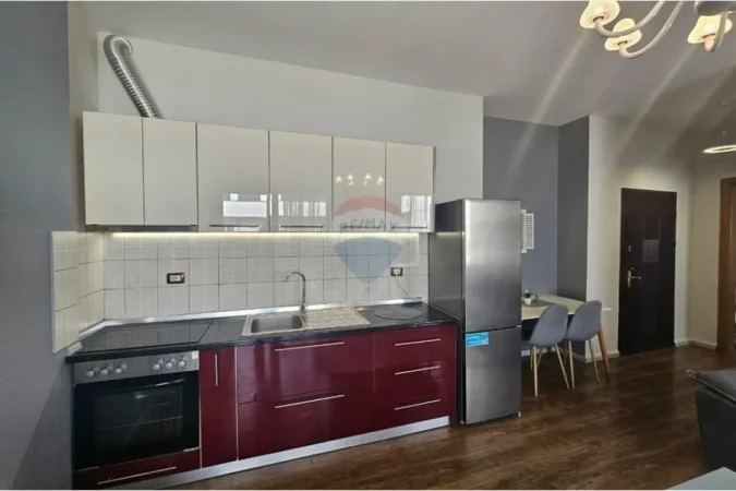Tirane, jepet me qera apartament Kati 8, 70 m² 700 € (Rruga Qemal Stafa)