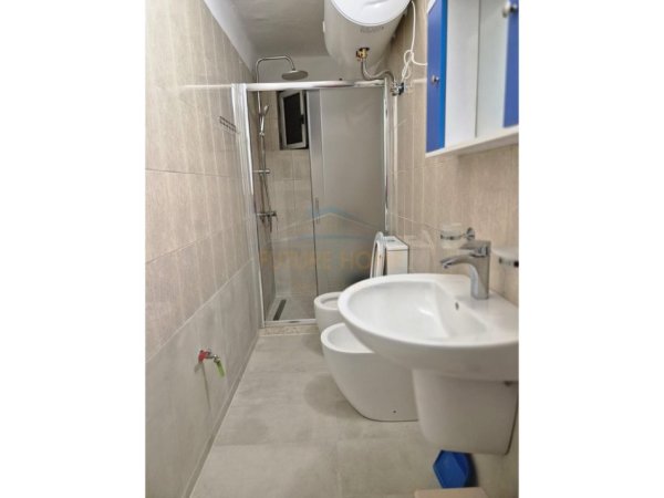 Tirane, jepet me qera apartament 2+1 Kati 2, 73 m² 600 € 