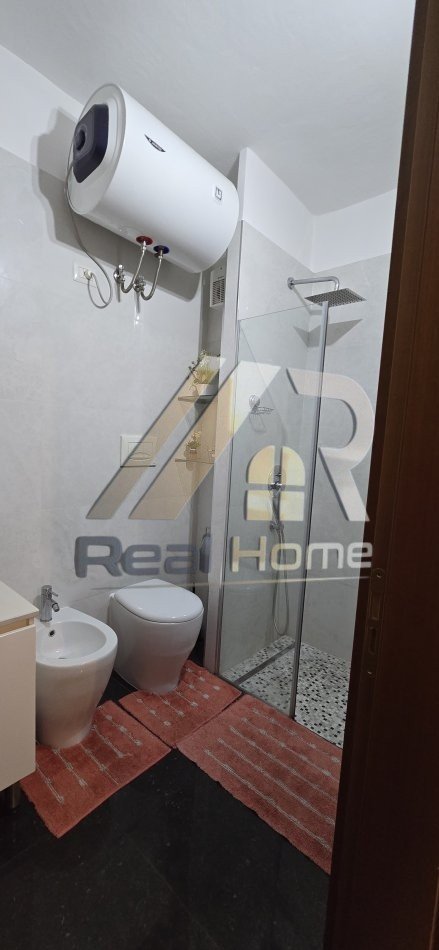 Tirane, jepet me qera apartament 2+1 Kati 7, 115 m² 750 € (Pazari i Ri)