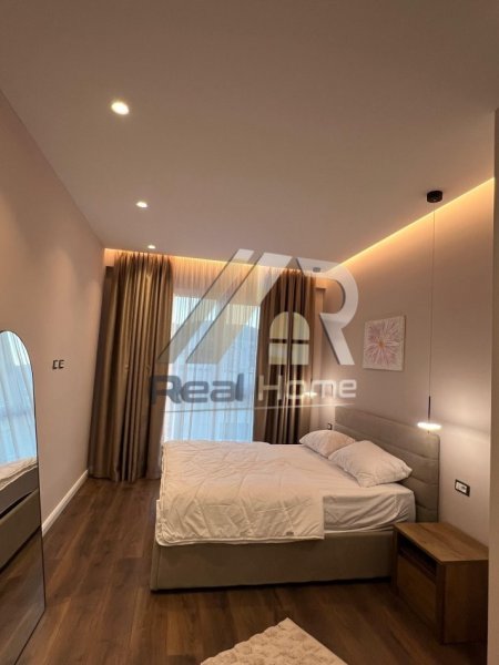 Tirane, jepet me qera apartament 2+1 Kati 9, 95 m² 1.100 € (Anton Lufi)