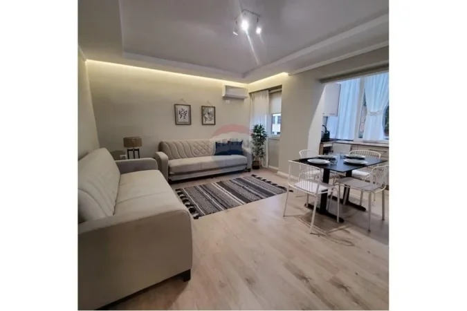 Tirane, jepet me qera apartament 1+1 Kati 1, 57 m² 750 € (Rruga Elbasanit)