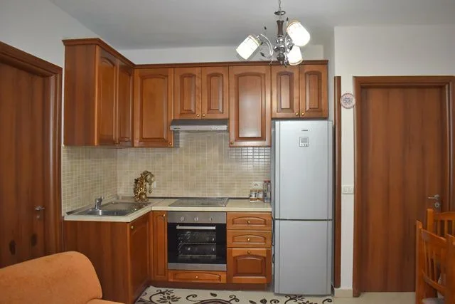 Tirane, jepet me qera apartament 2+1+Ballkon Kati 4, 70 m² 52,000Leke (Prokuroria e Tiranes/Rr.Haxhi Hysen Dalliu)
