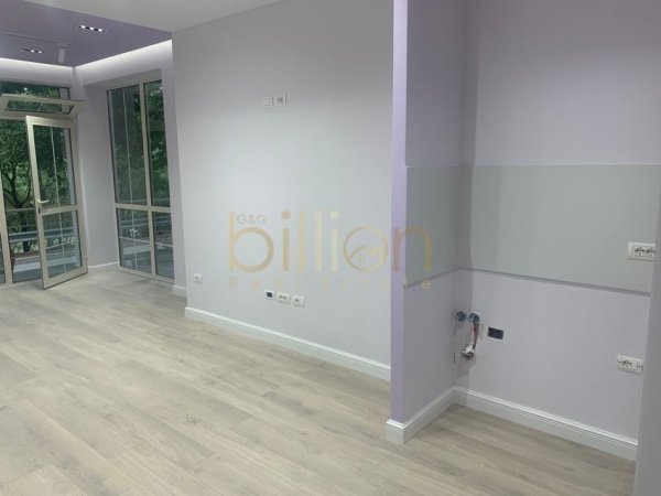 Tirane, jepet me qera , 40 m² 600 € (Liqeni i Thate)