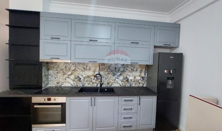 Tirane, shitet apartament 2+1 Kati 4, 89 m² 190.000 € (Brryli)