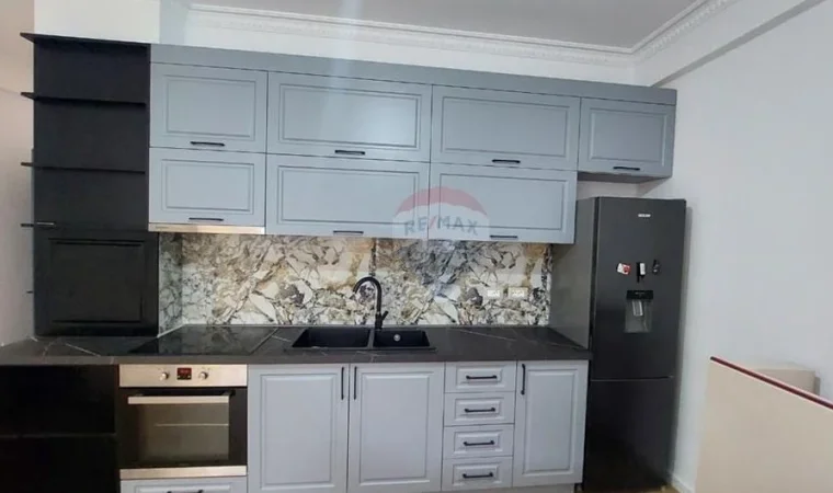 Tirane, shitet apartament 2+1 Kati 4, 89 m² 190.000 € (Brryli)