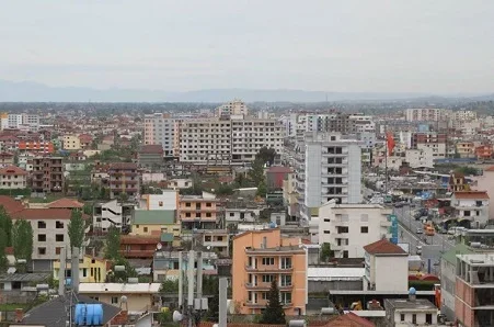 Tirane, shitet apartament 2+1+Ballkon Kati 8, 111 m² 99.900 € (Kamez)