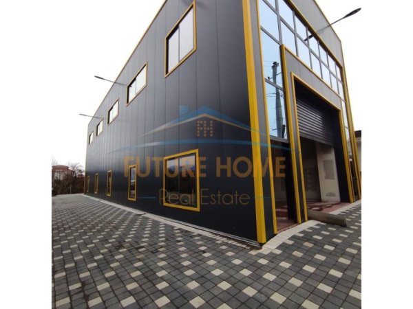 Tirane, shitet magazine Kati 0, 460 m² 450.000 € 