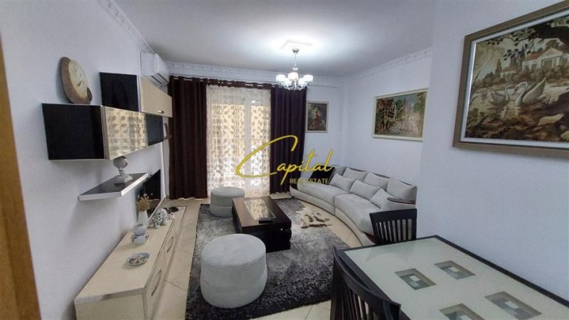 Tirane, jepet me qera apartament 2+1 Kati 2, 100 m² 800 € (ISH STACIONI TRENIT)