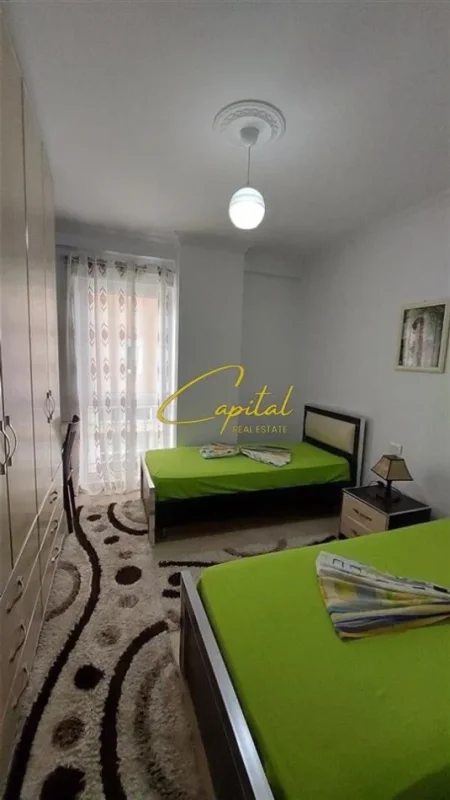 Tirane, jepet me qera apartament 2+1 Kati 2, 100 m² 800 € (ISH STACIONI TRENIT)
