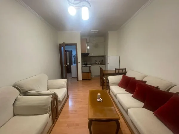 ✅️Jepet me Qira Apartament 1+1 prane Ish Ekspozites afer me Vasil Shanton