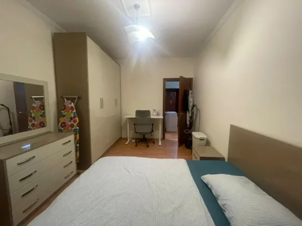 ✅️Jepet me Qira Apartament 1+1 prane Ish Ekspozites afer me Vasil Shanton