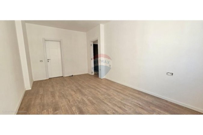 Tirane, shitet apartament 2+1 , 127 m² 212.500 € (dritan hoxha)