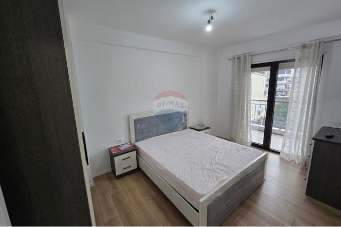 Tirane, jepet me qera apartament 1+1 , 65 m² 700 € (Shkolla e Baletit,)