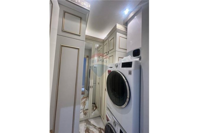 Tirane, jepet me qera apartament 3+1+Ballkon , 130 m² 1.400 € (kompleksi delijorgji)